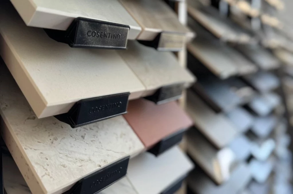 Table salle a manger matériaux